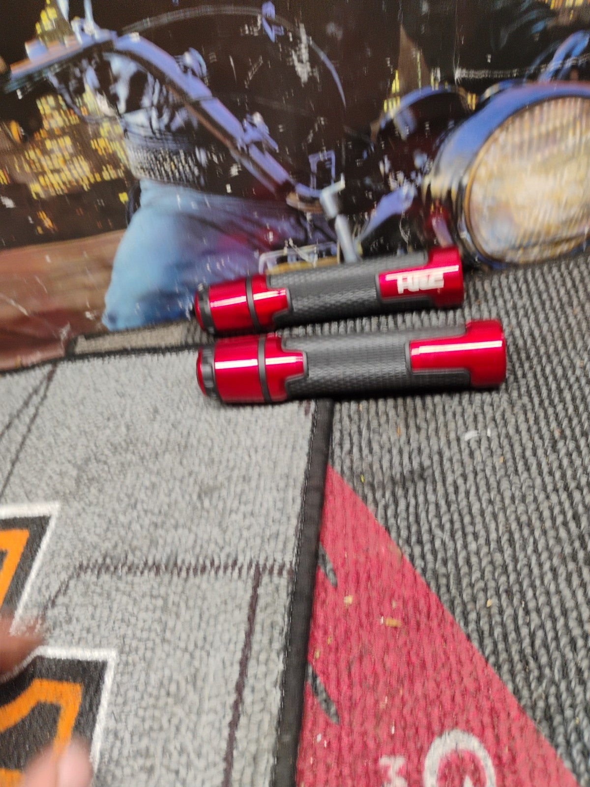 Honda CBR600RR 900RR 954RR 1000RR F4i Black Red Grips Comfort Racing Hand