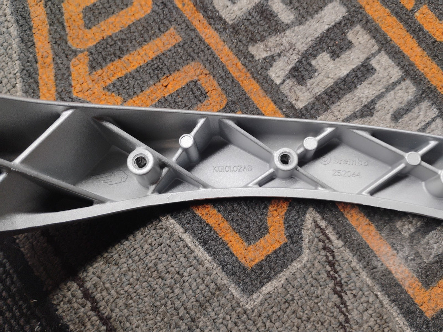 2003 2004 2005 Buell Firebolt XB9R XB12R Rear Wheel Swingarm Fork Bracket Brace