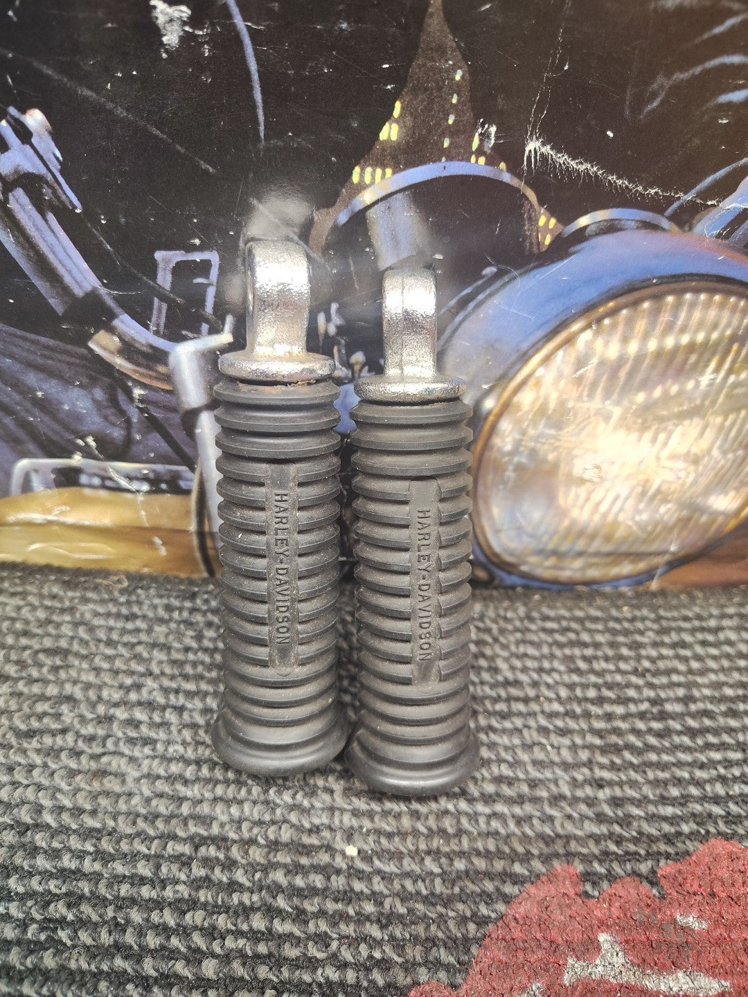 Harley Davidson OEM Rider or Passenger Footpegs Pegs, vintage, larger diameter