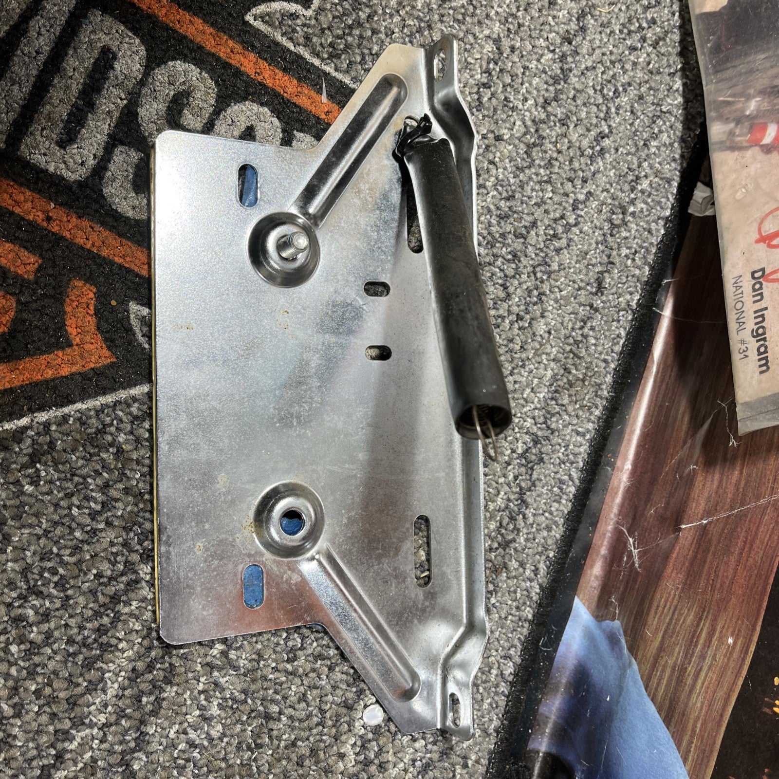  2006 Harley Touring FLHTCUI Electra Glide Rear Frame Guard Plate Holder 53422-