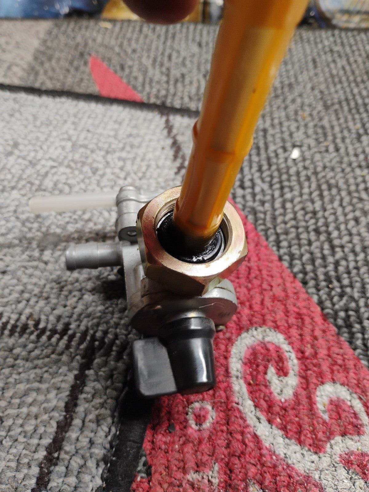 OEM Gas Fuel Valve Petcock Assy For Honda CBR600 F2 F3 1991-1993 1994 1995 1996