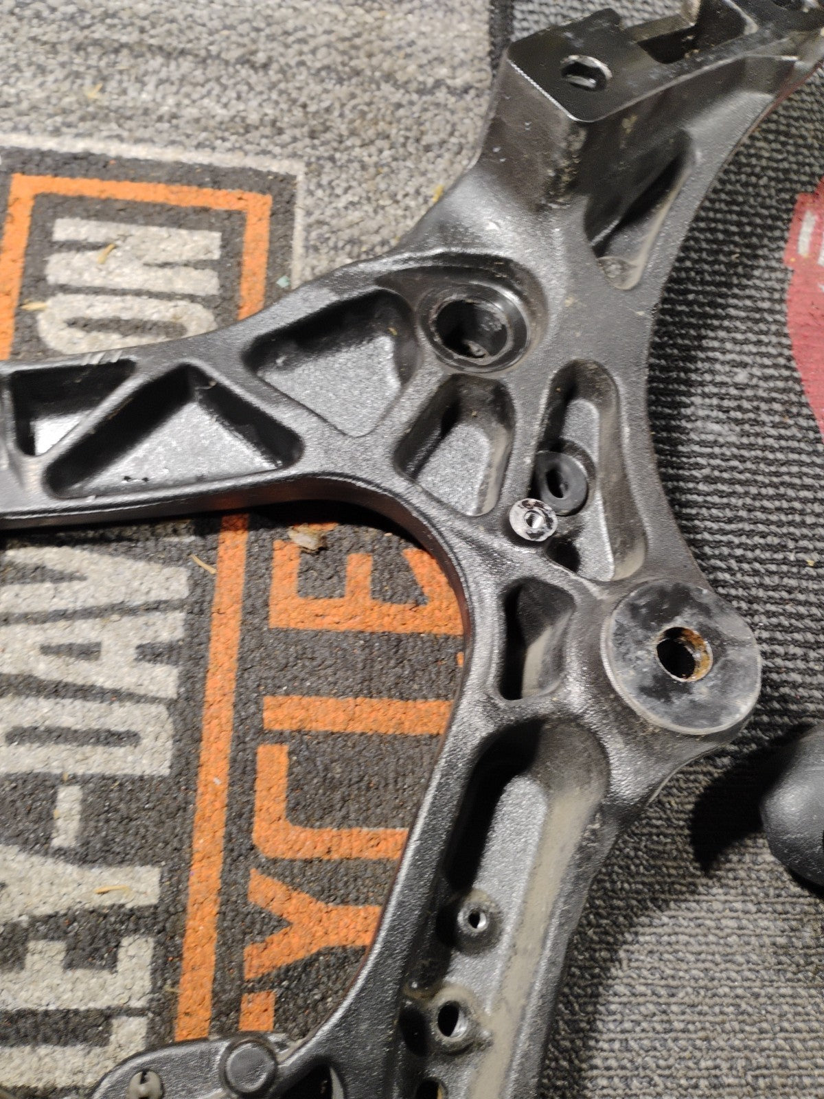 Indian Chief Chieftain & Roadmaster Left & Right Rear Subframe Support Brackets