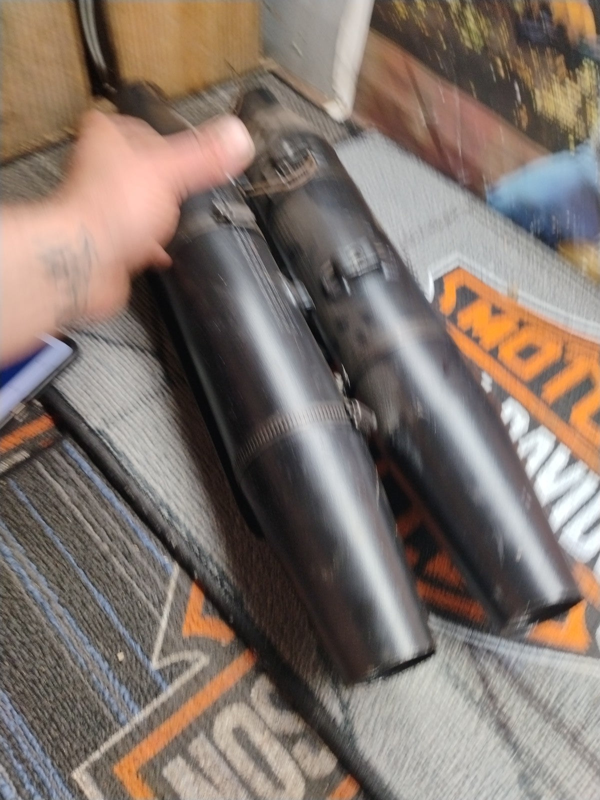 Genuine 14-23 Harley Davidson XL1200 883 Sportster Slash Cut Slip On Muffler Set