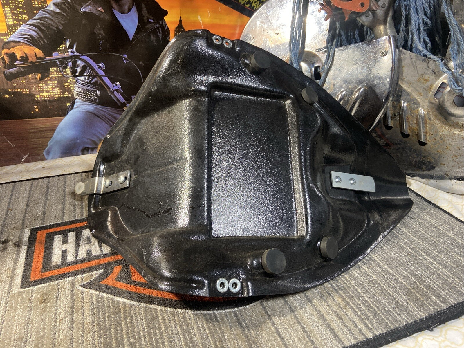 motorcycle seat pan solo