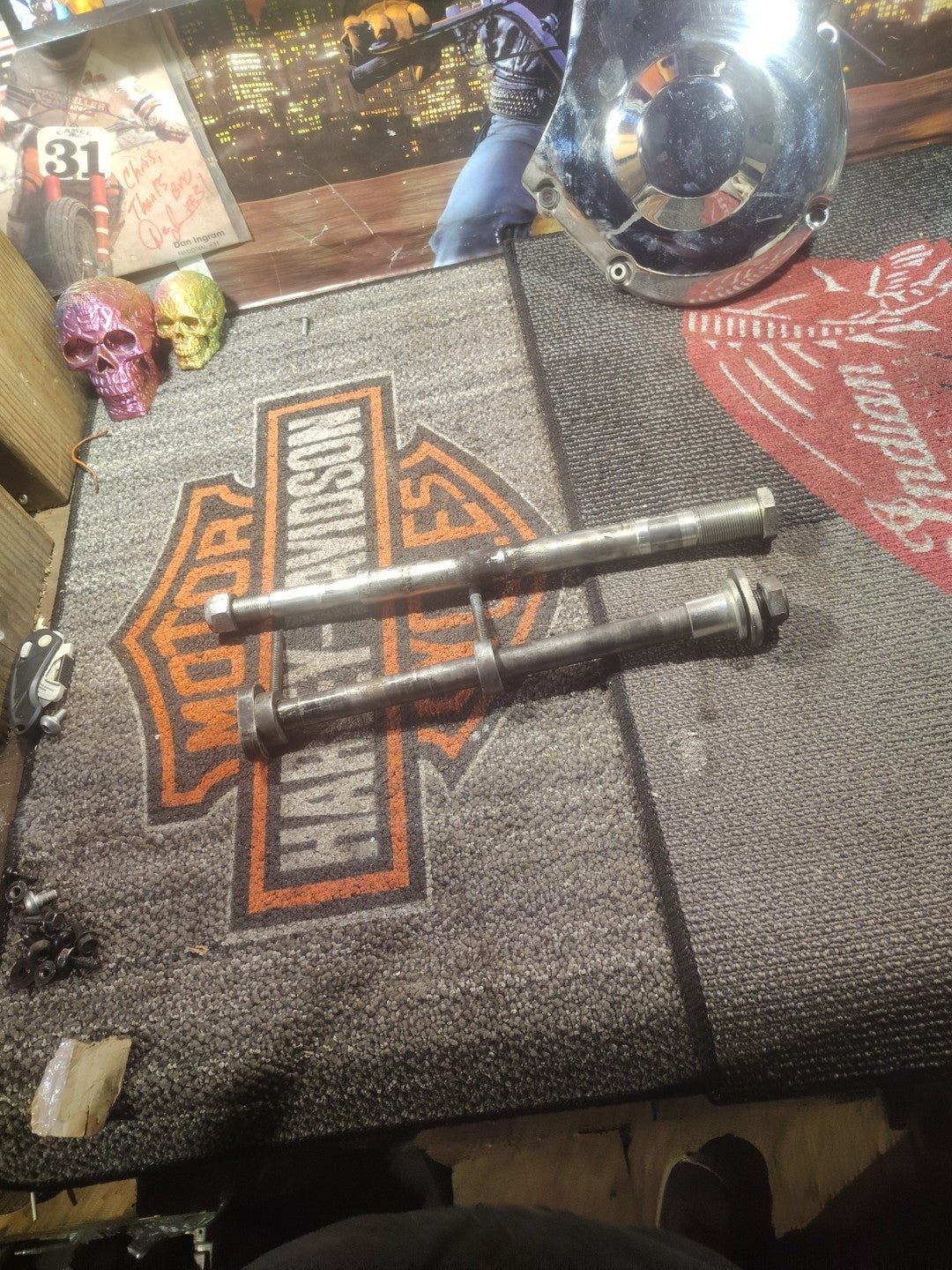 2014 14-18 Indian Chieftain Rear Axle Pivot Shaft Spindle Spacer Adjuster Bolt