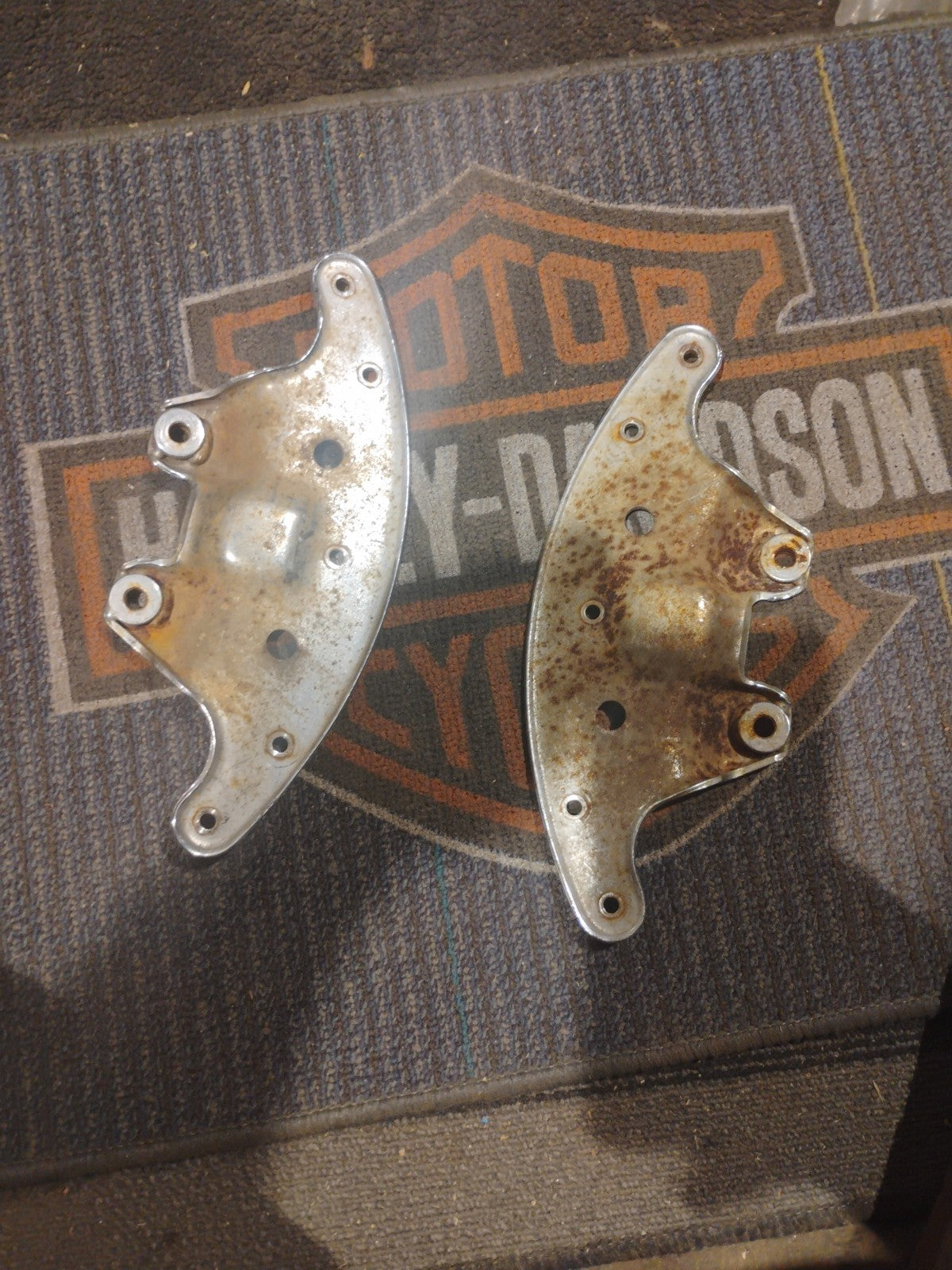 Harley chrome Shovelhead FL front fender mounts brackets supports