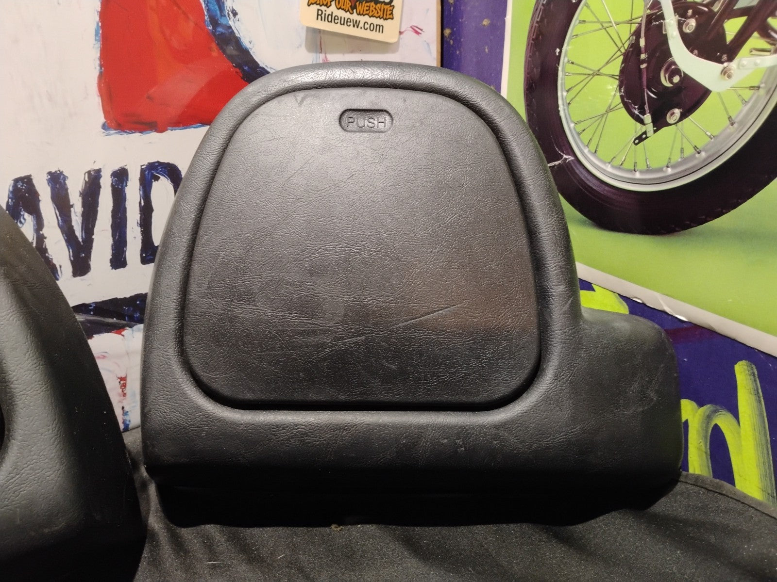 HARLEY DAVIDSON GLOVE BOX SIDE COVERS TOURING FLHTCU FLTR