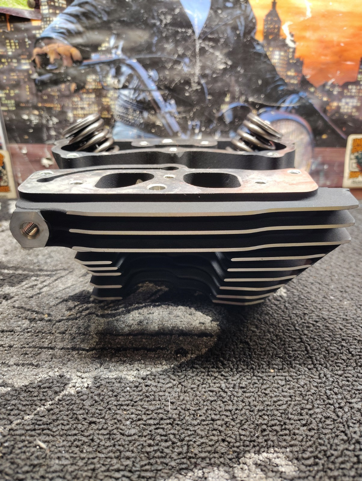 2004 Harley Davidson Road King FLHRSI Front & Rear  Cylinder Head Assembly