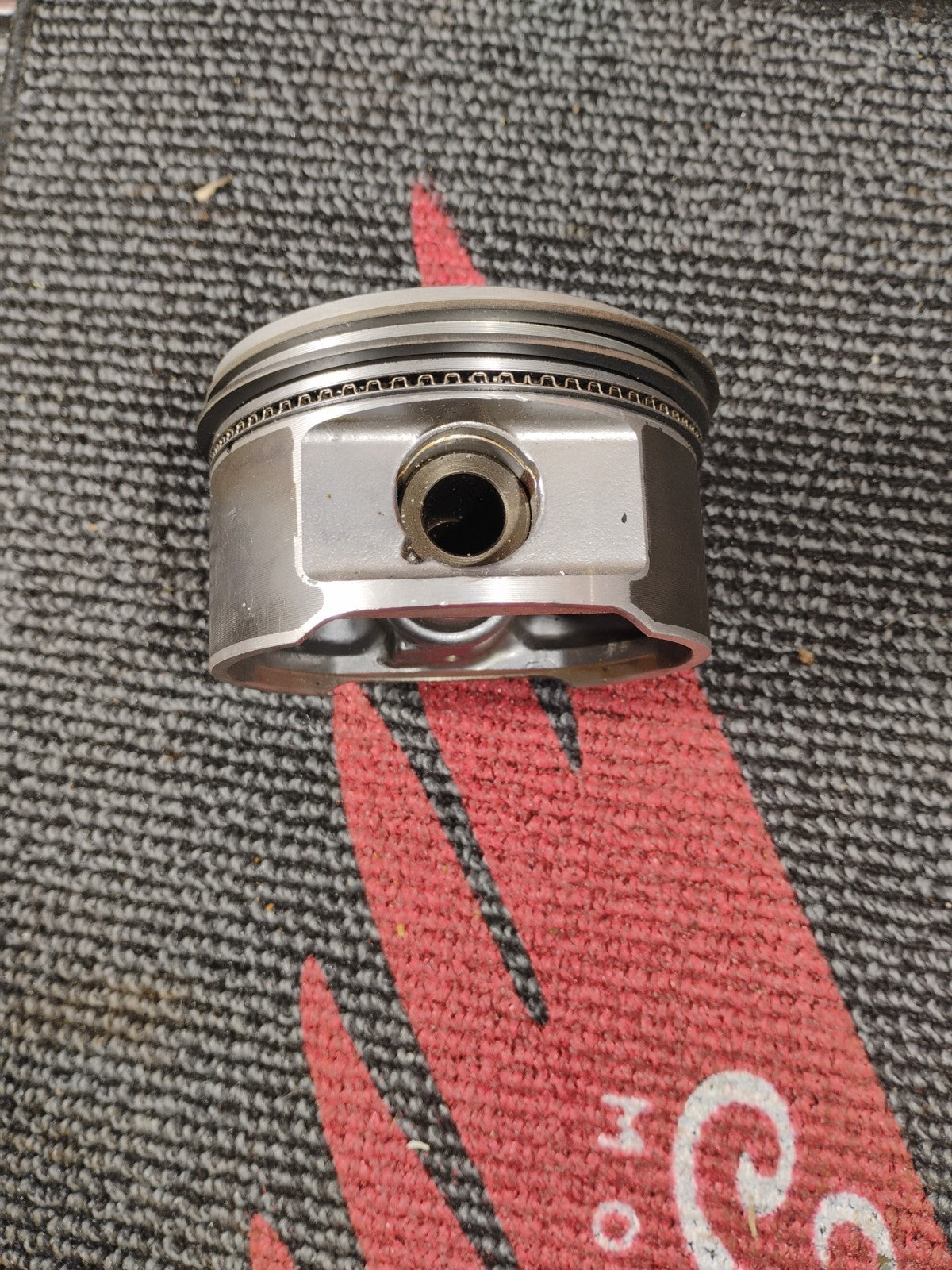 Harley Davidson Piston  22095-99B 99-05 Twin 3.71" Bore 