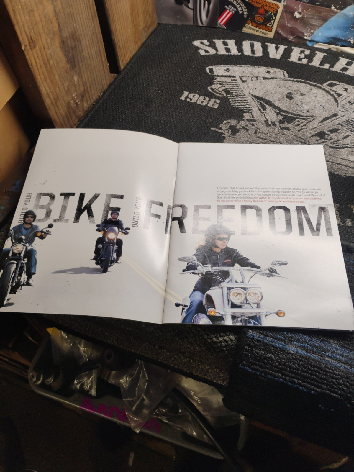 2011 HARLEY-DAVIDSON "Custom of One" Motorcycle Parts Accessory Catalog MINTY