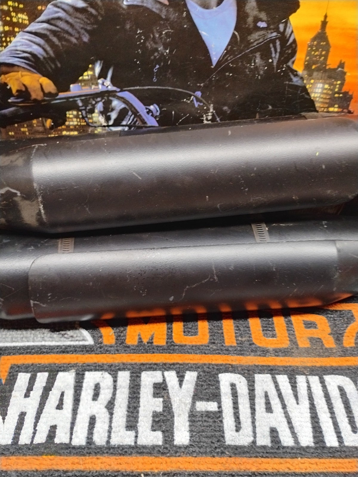 Genuine 14-23 Harley Davidson XL1200 883 Sportster Slash Cut Slip On Muffler Set