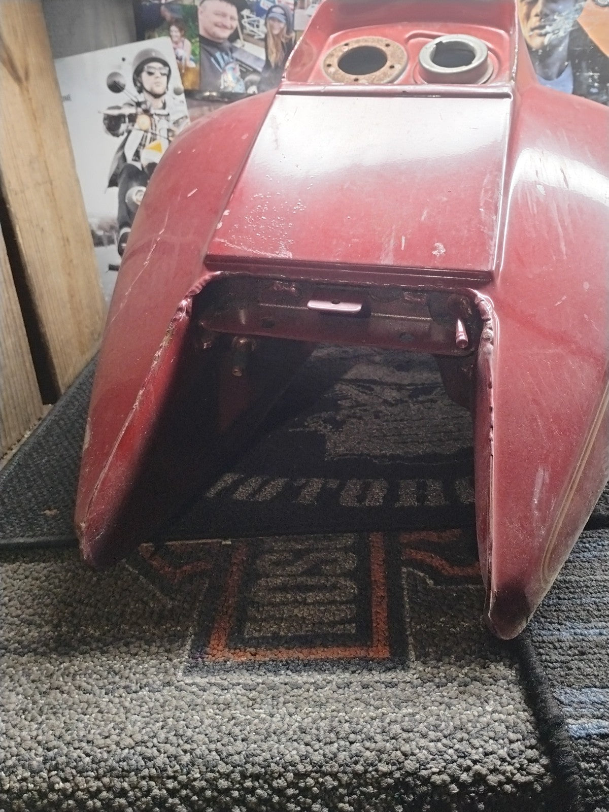 OEM Harley-Davidson FLHTC Electra Glide Touring Fuel Gas Tank Candy Red 82-85