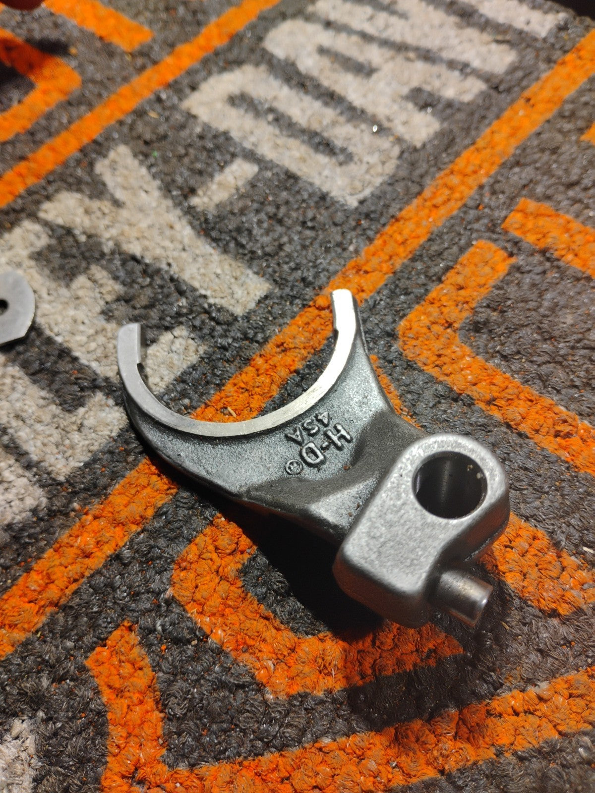 HARLEY-DAVIDSON 5 SPEED 4TH SHIFTER FORK 1980-UP DYNA SOFTAIL FXR OEM 34195-79D