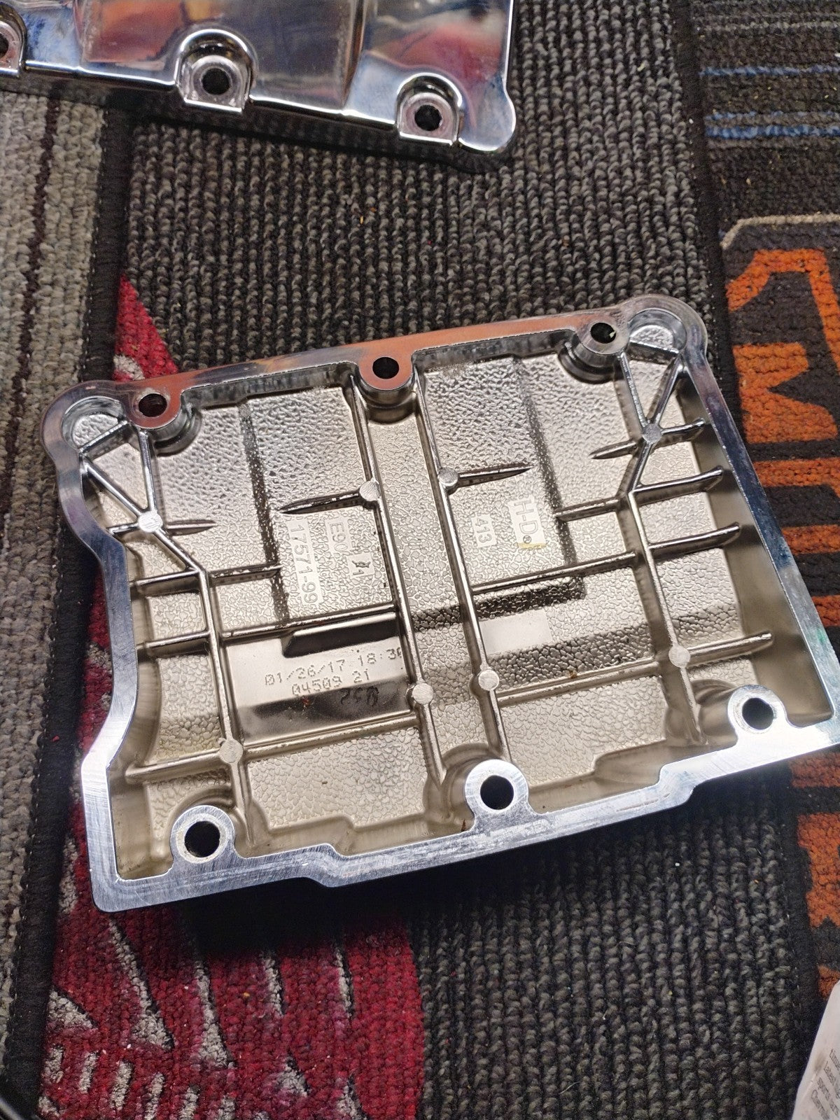 OEM Harley Davidson Chrome Rocker Cover NOS Dyna Softail Touring Trike 17571-99 