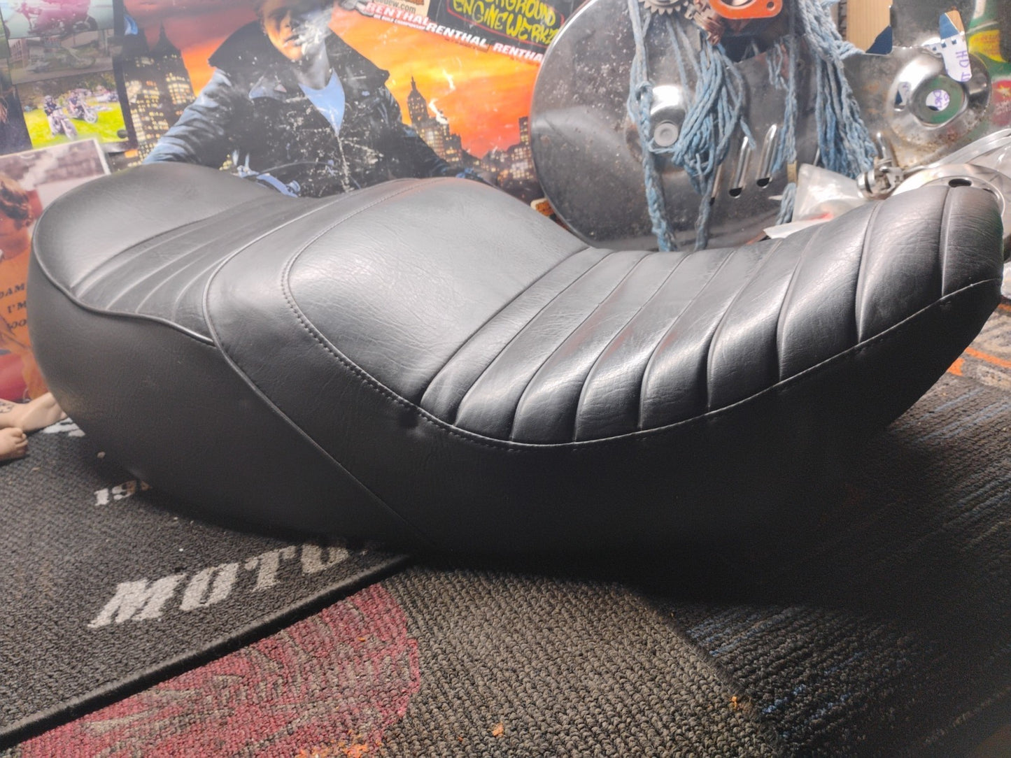 978 Kawasaki KZ1000 OEM Seat Original Pan Vintage 53001 Series1978
