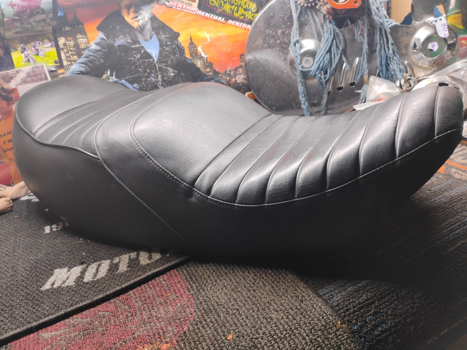 978 Kawasaki KZ1000 OEM Seat Original Pan Vintage 53001 Series1978