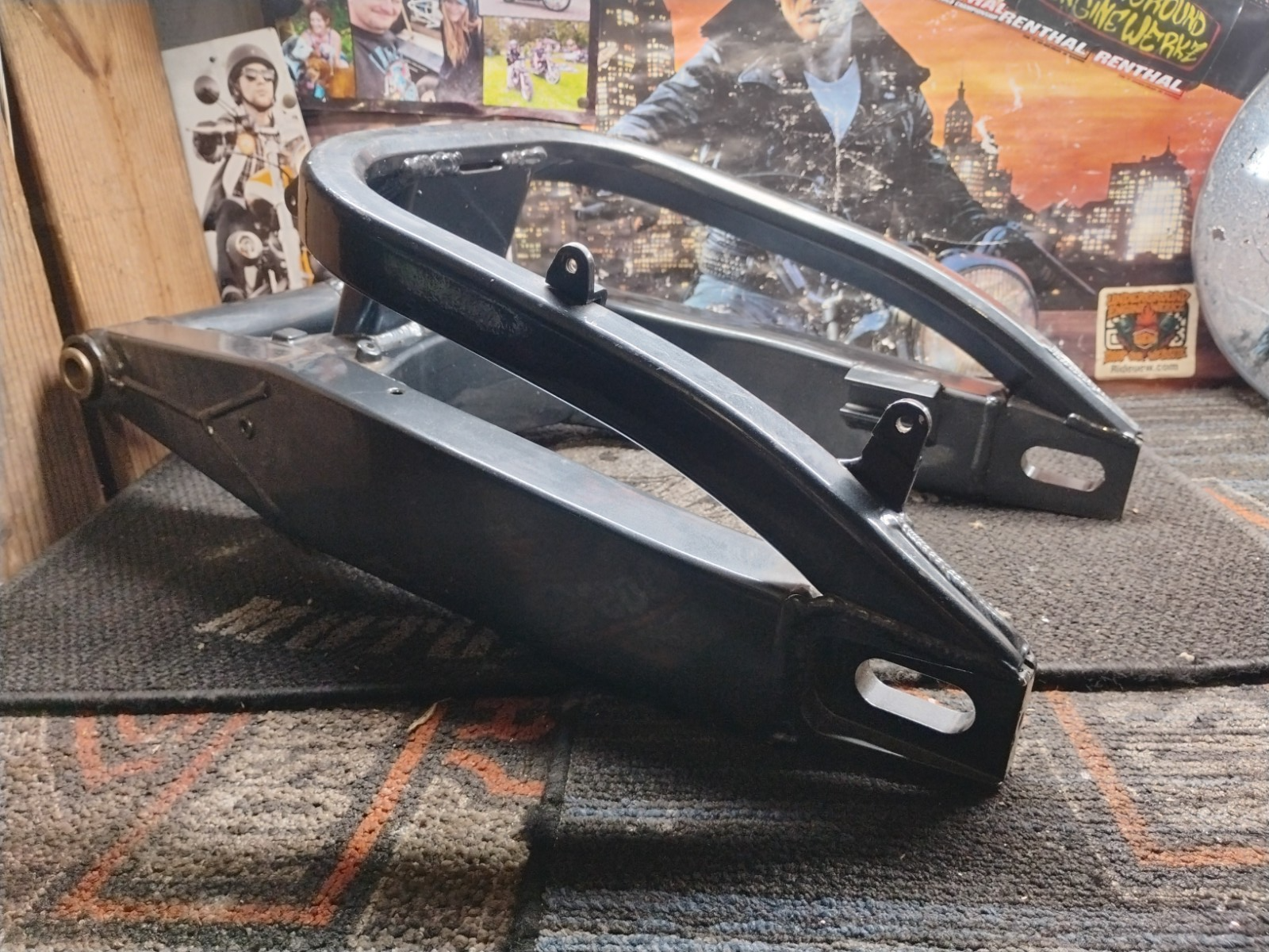 OEM Suzuki GSXR Swingarm Assembly Black/Gray  Aluminum GSX-R