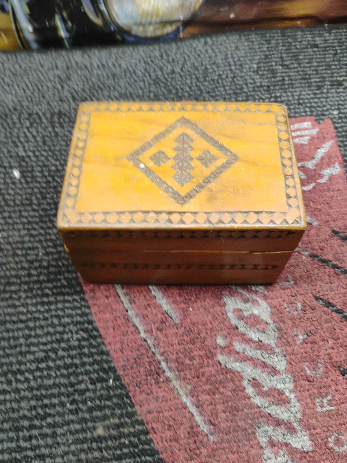 Jewelry box box jewelry box vintage wood carving