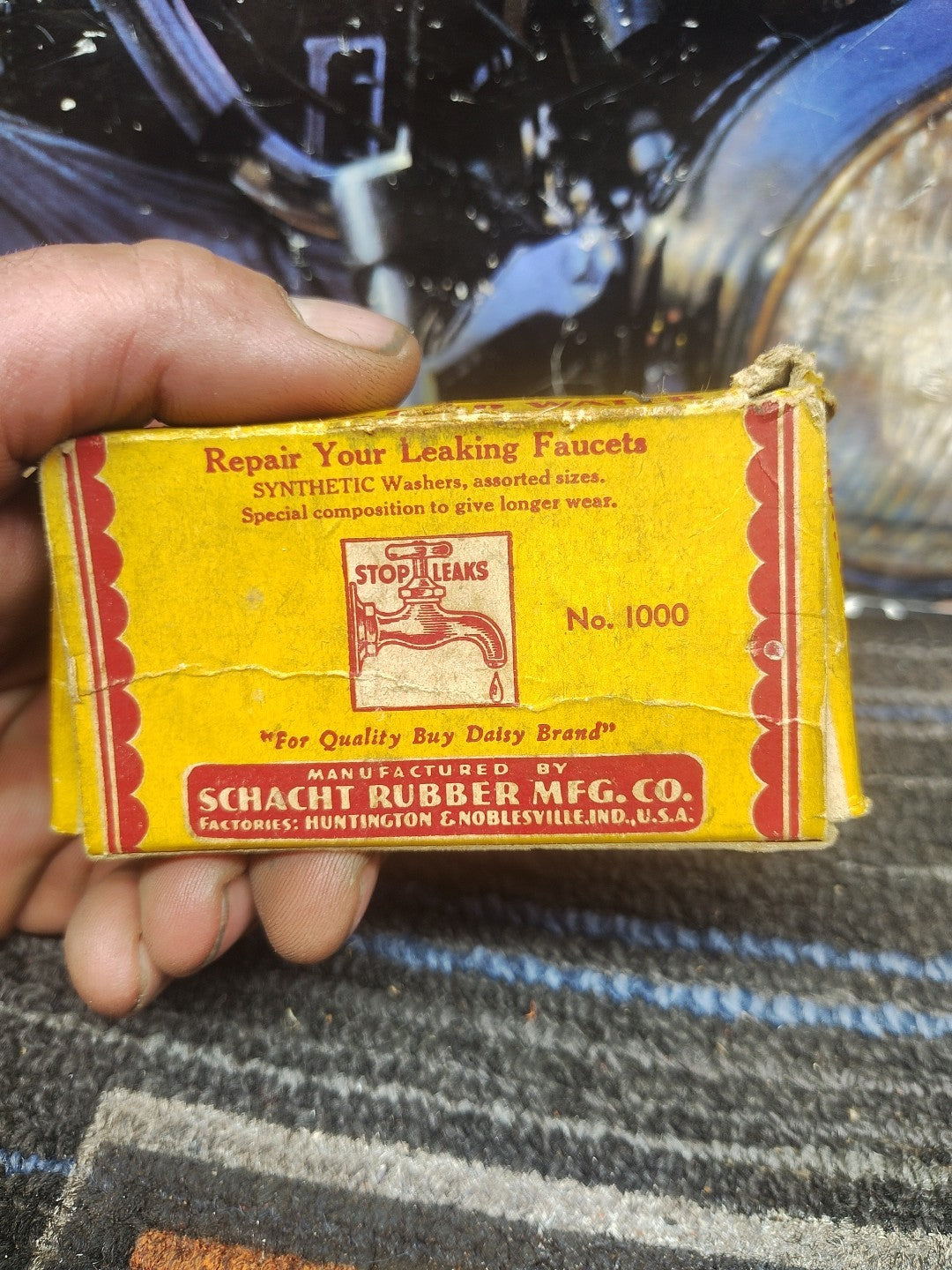 Vintage Pkg. Daisy Household Products Neoprene Rubber Faucet Washers Empty Box
