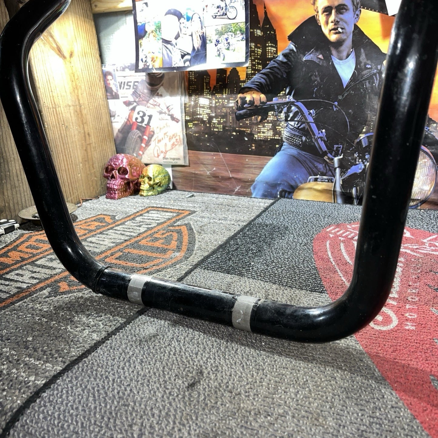 INDIAN CHIEFTAIN/ROADMASTER MID RISE HANDLEBAR (2884574-266)