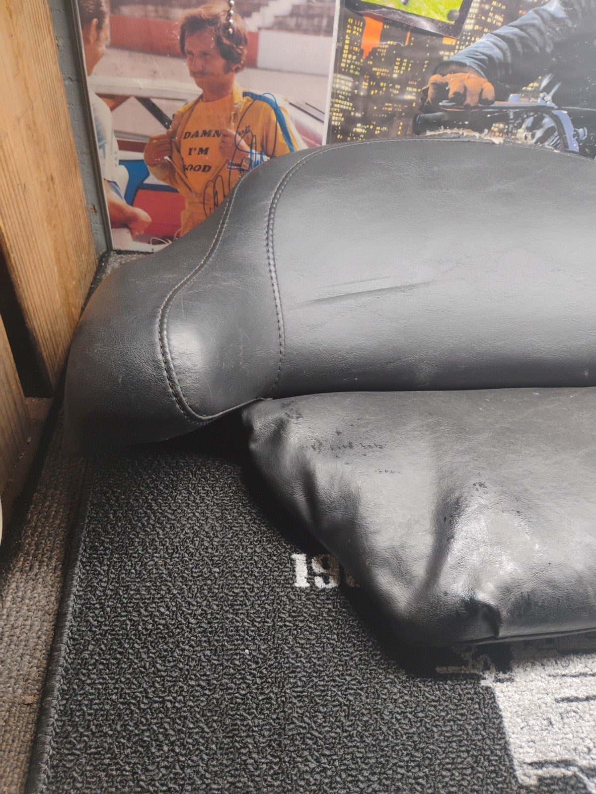 2006 Harley Davidson Electra Glide Ultra ClassicTOURPAK PASSENGER BACKREST OEM