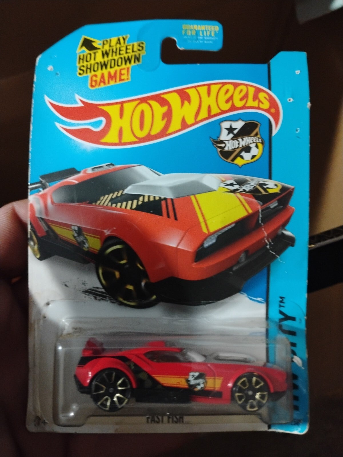 2014 Hot Wheels Fast Fish /red HW City #17/250 New On Card B19
