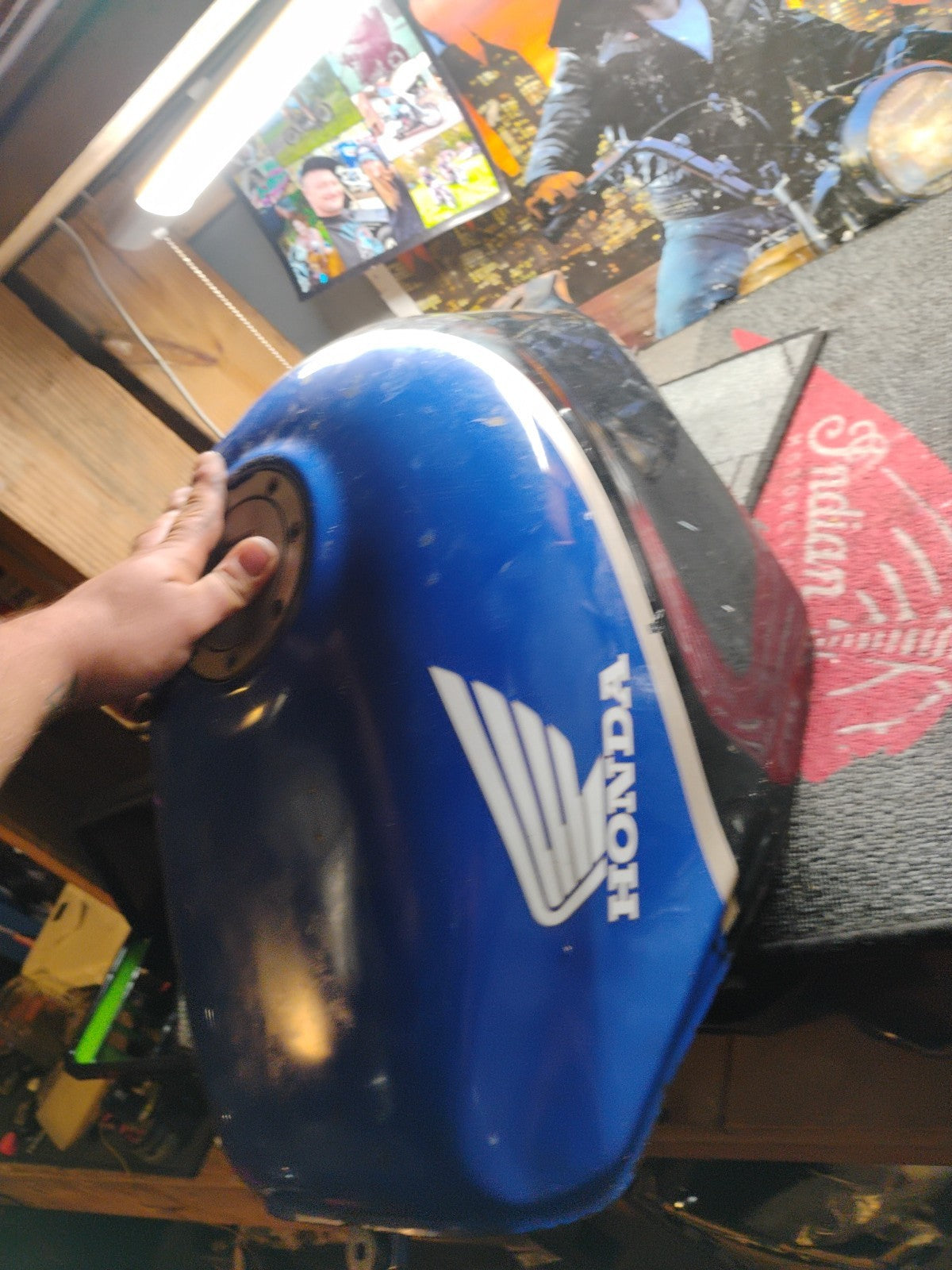 1991-1994 Honda CBR600 F2 gas tank fuel tank no dents