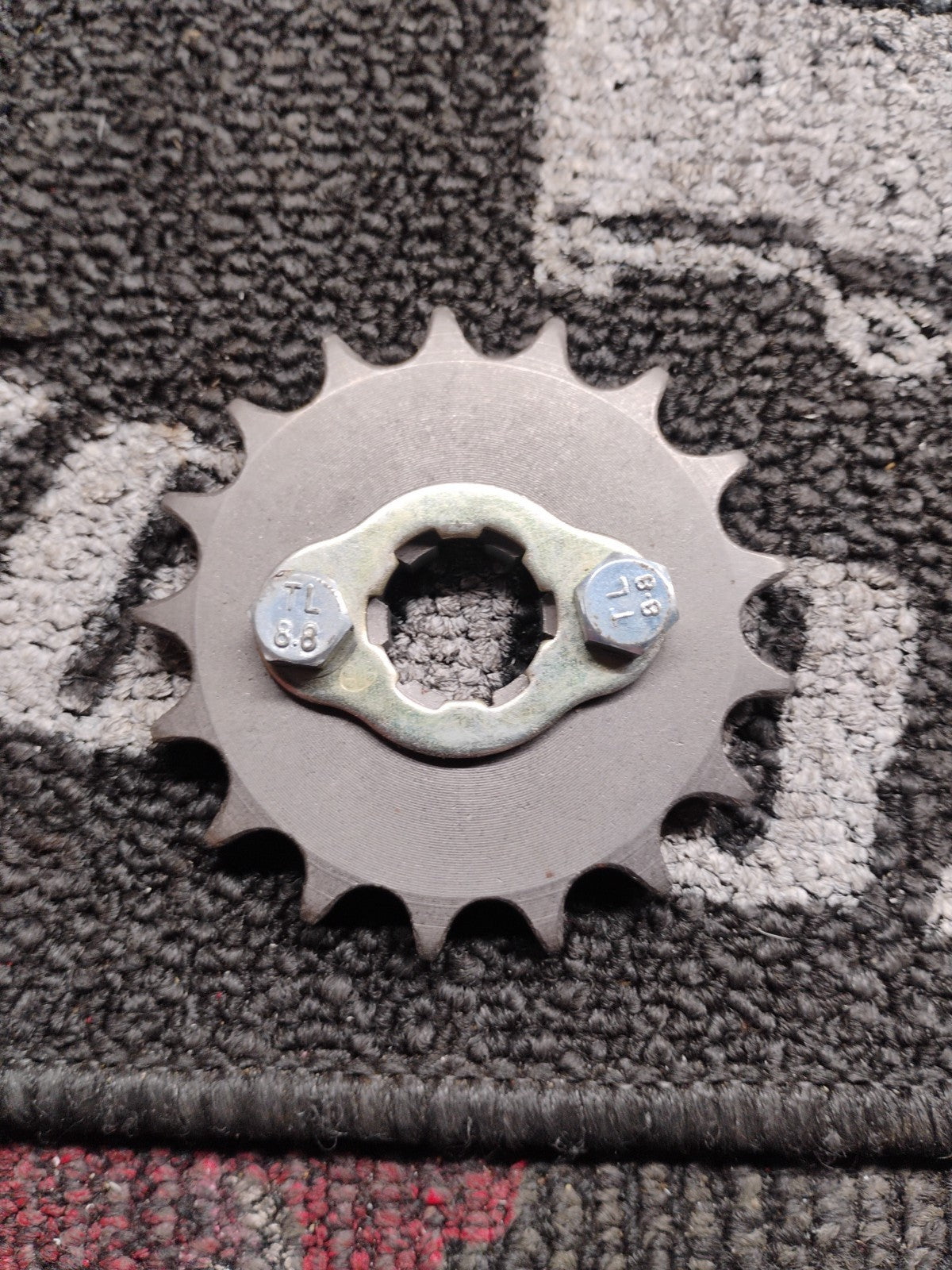2023 23-24 HONDA XR150LE OEM SPROCKET DRIVE 17 T
