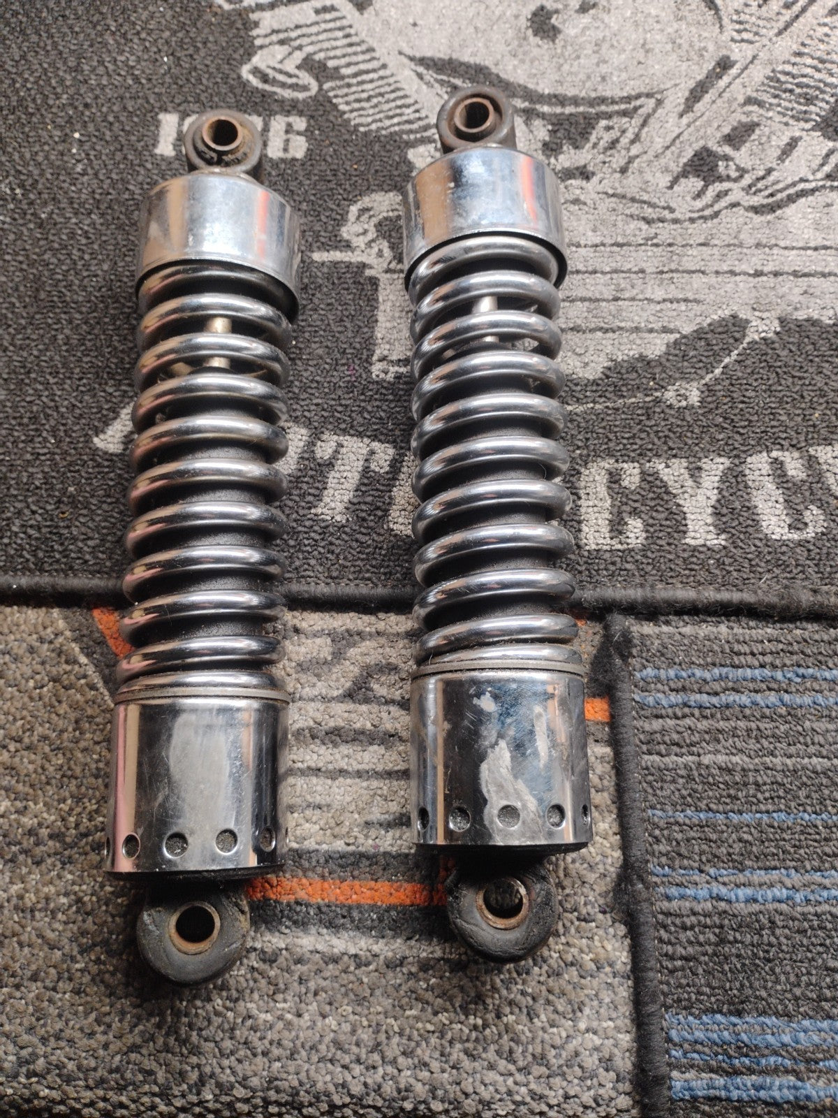 OEM Harley Davidson FXD Dyna Rear Shocks Wide Glide Low Rider Super Glide