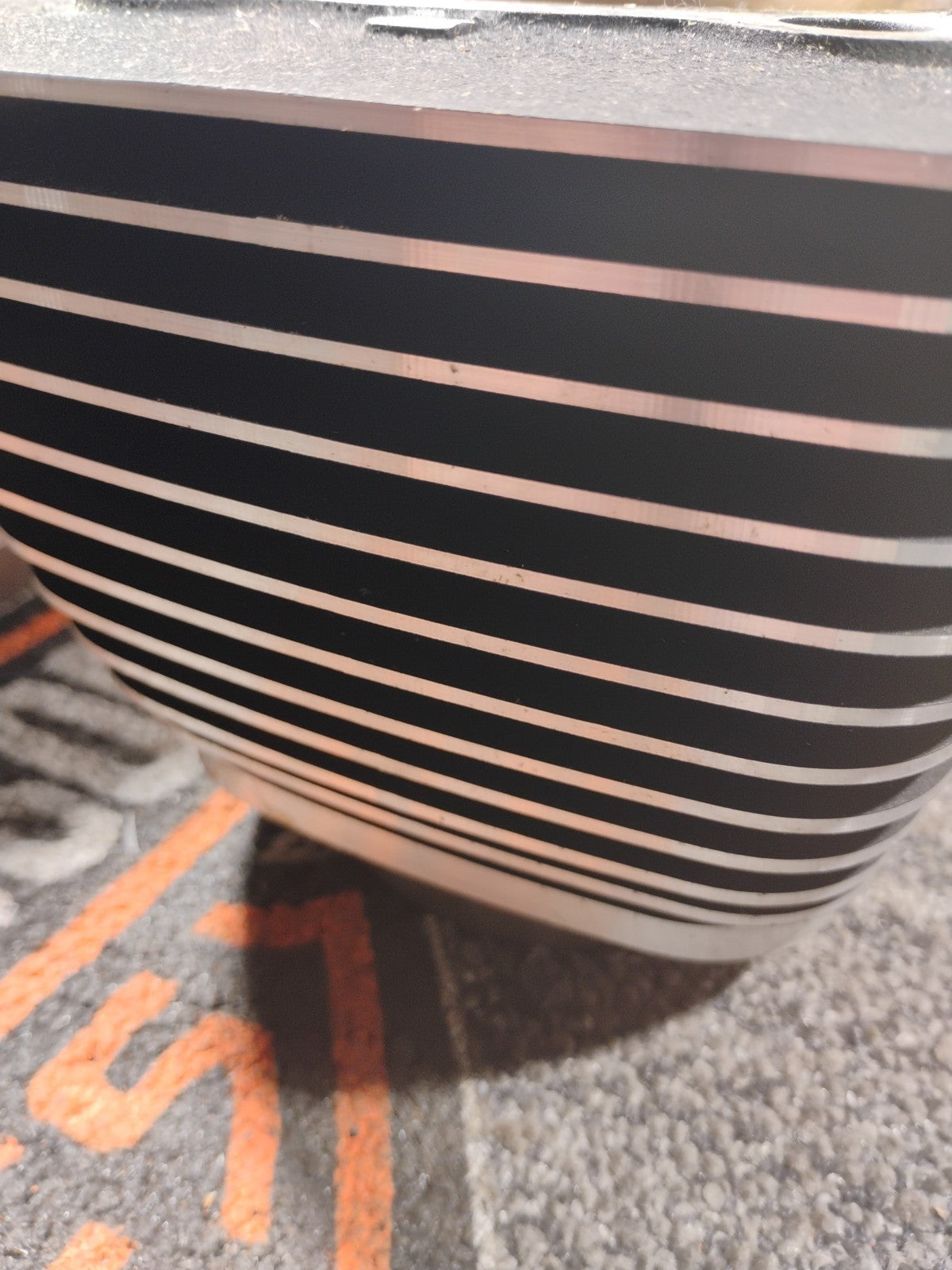 Harley Davidson Cylinder Jug  And Pistons 1659 3-99 B70 C6 Oem