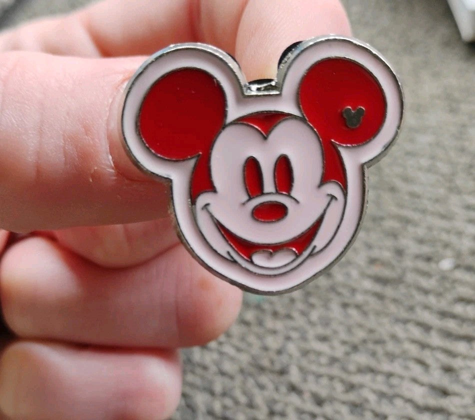 Disney Mickey Mouse Pin Colorful Mickeys Pink Hidden Mickey Series 2008