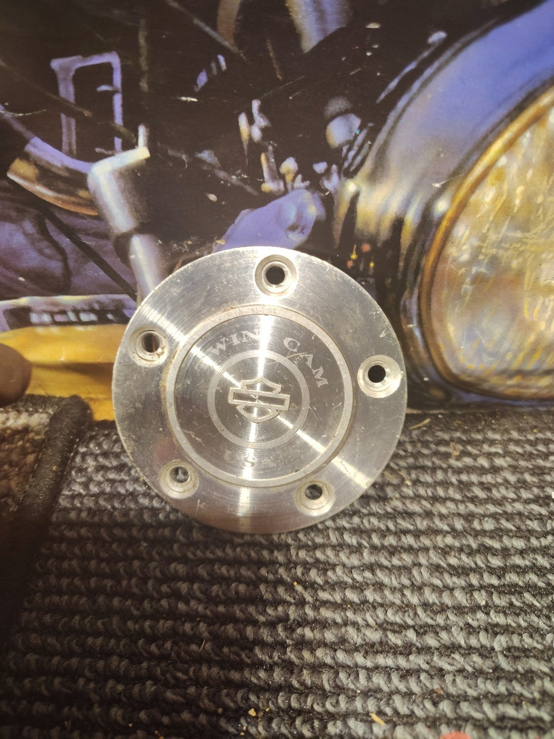 HARLEY-DAVIDSON OEM TWIN CAM TIMER COVER with mounting bolts five hole Harley 