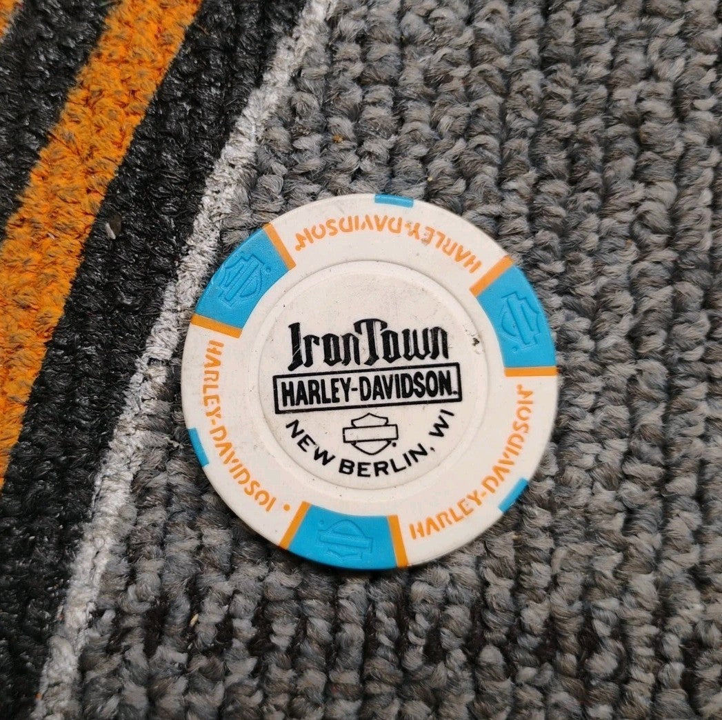 IRON TOWN HD ~ WISCONSIN (White/Blue/Orange) Harley Davidson Poker Chip (CLOSED)