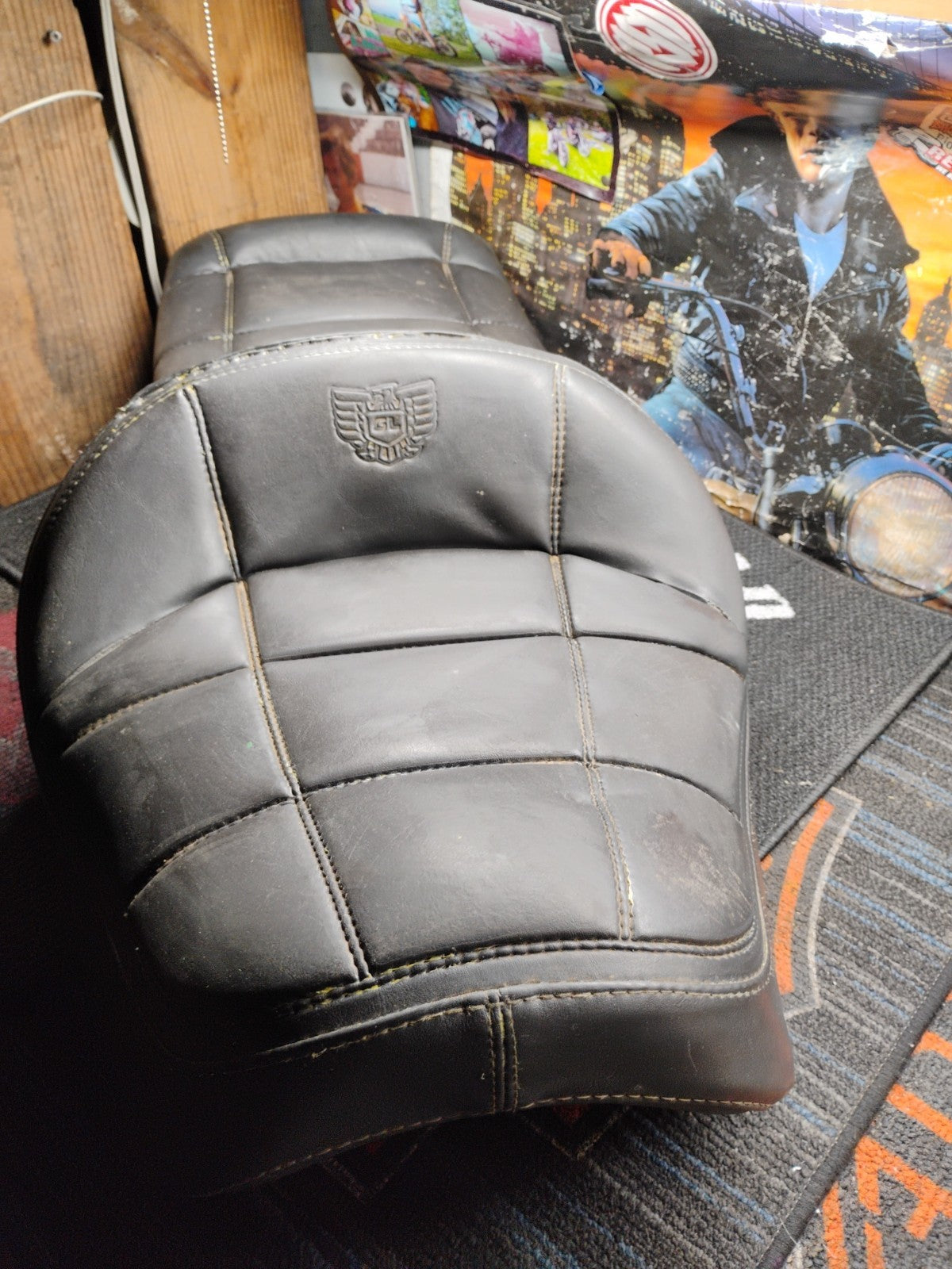OEM Honda Goldwing GL1200 Seat Saddle Driver Passenger 1983–1987 GL 1200