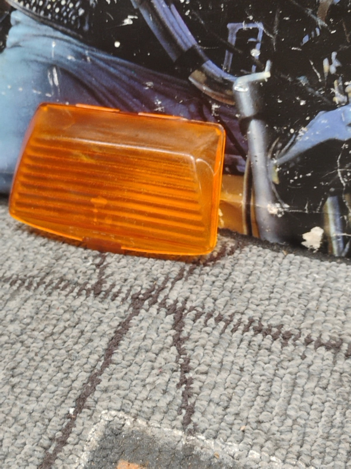 HARLEY DAVIDSON OEM TOURING  SOFTAIL 2013-OLDER  FRONT FENDER TRIM LIGHT LENS 