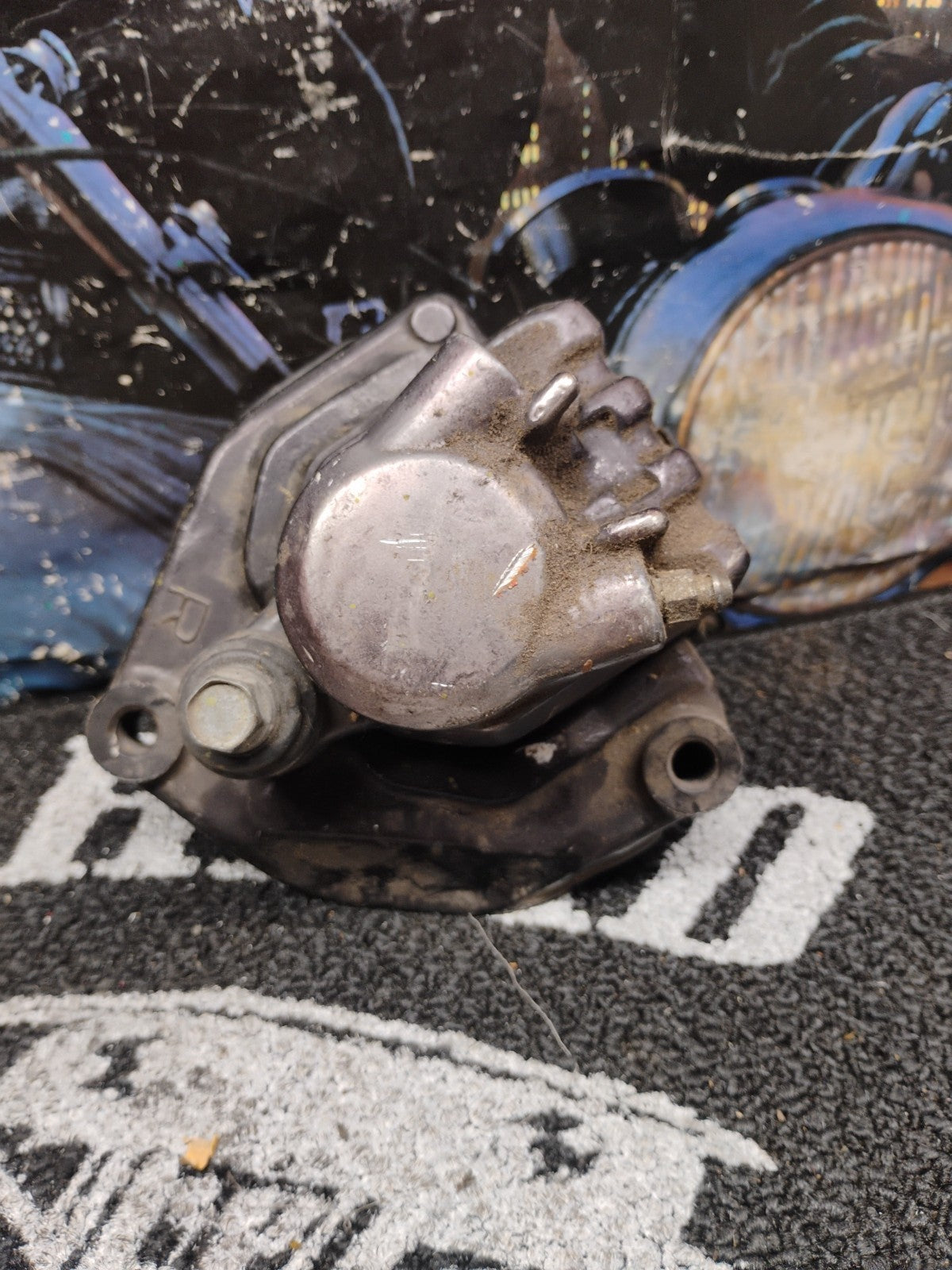Yamaha XS650 447 Front Right Brake Caliper A4009 TX650 RD400 OEM
