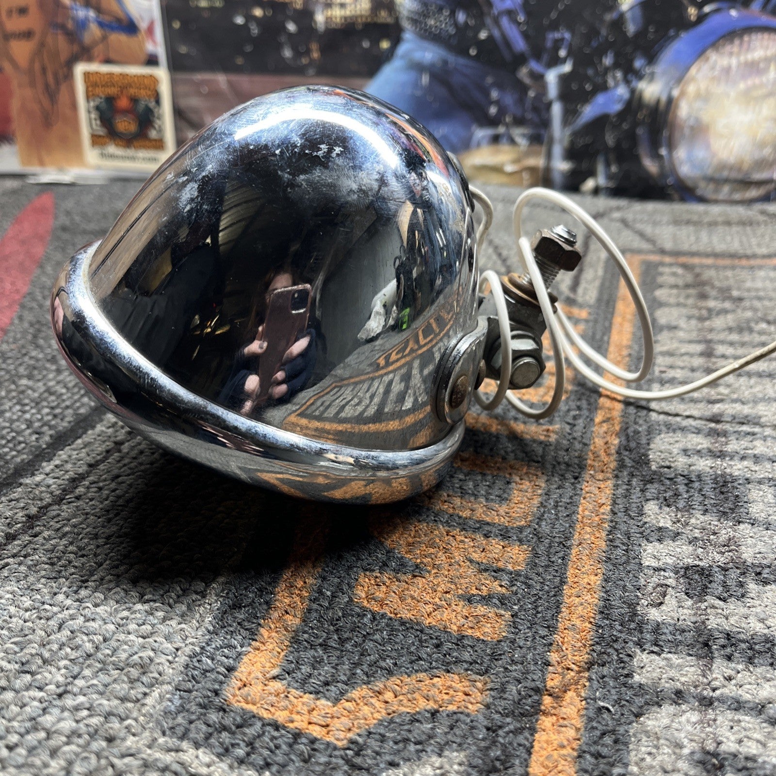 VINTAGE FOG AMBER CHROME 6 VOLT LAMP LIGHT