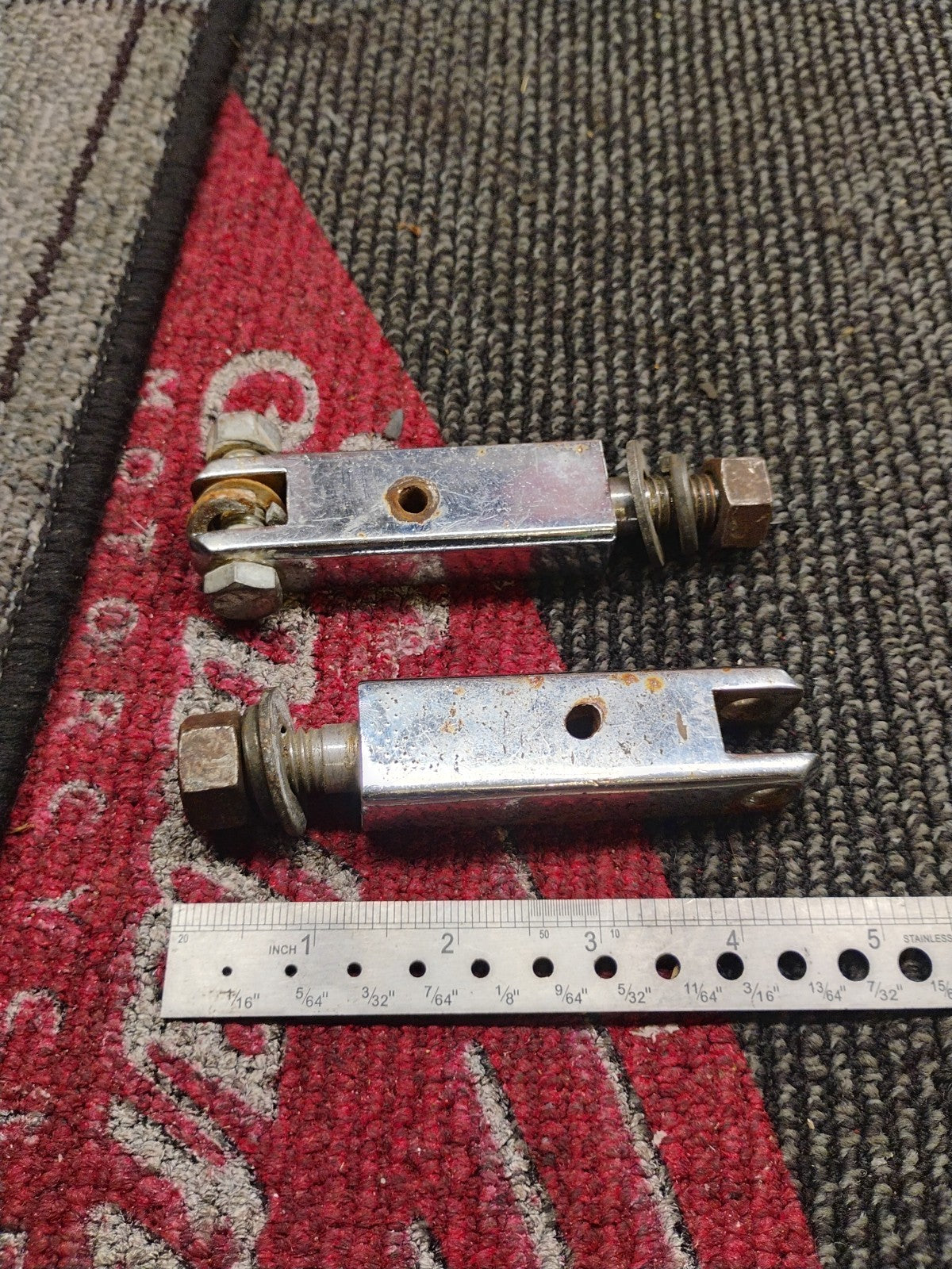 1987-2013 HARLEY ELECTRA GLIDE ROAD KING SUPPORT FOOTREST 49127-77A 