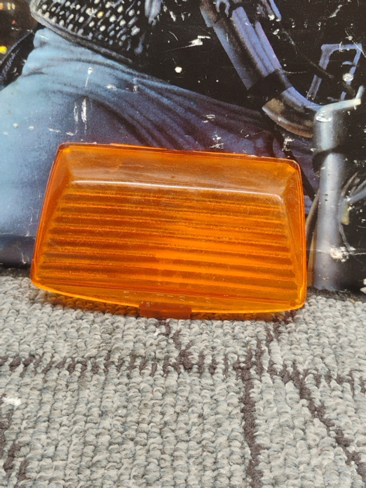 HARLEY DAVIDSON OEM TOURING  SOFTAIL 2013-OLDER  FRONT FENDER TRIM LIGHT LENS 