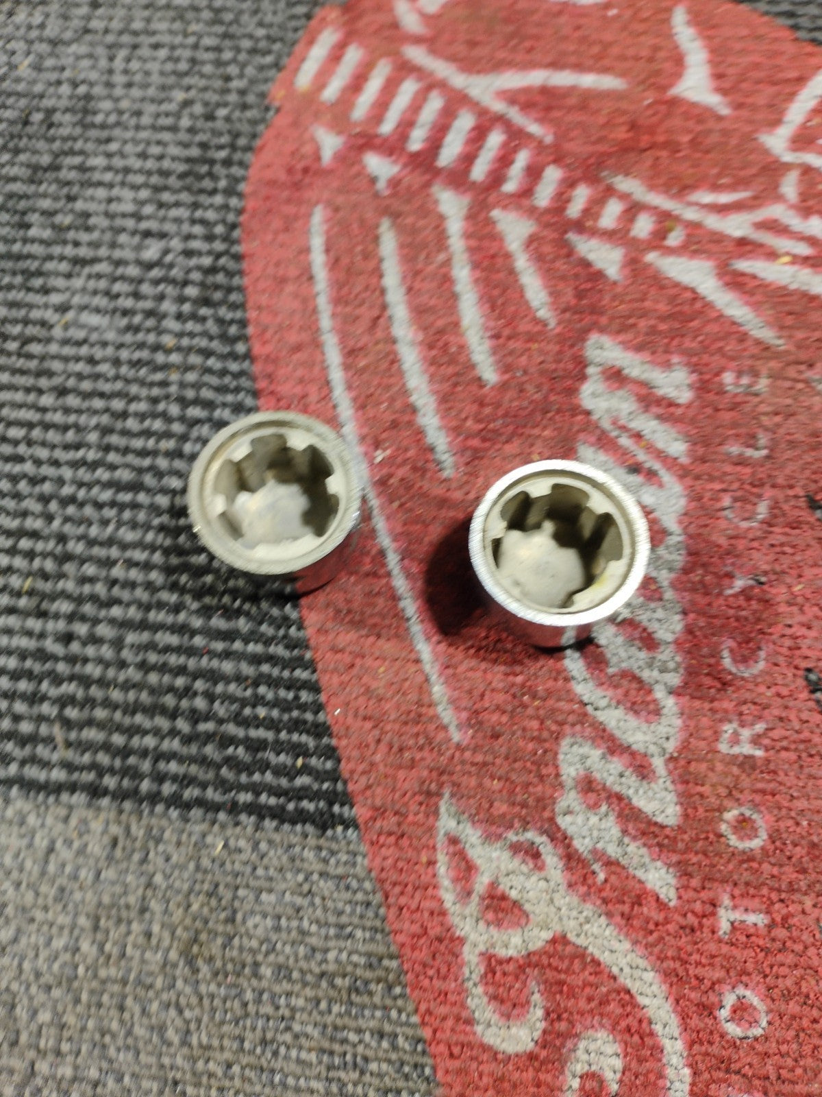 HARLEY DAVIDSON  CHROME AXLE NUT COVERS