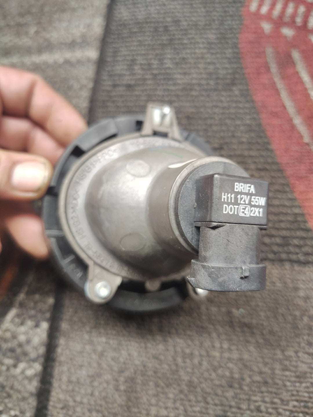 2005-2010 GM Front Fog Light Lamp Assembly OEM 15162675