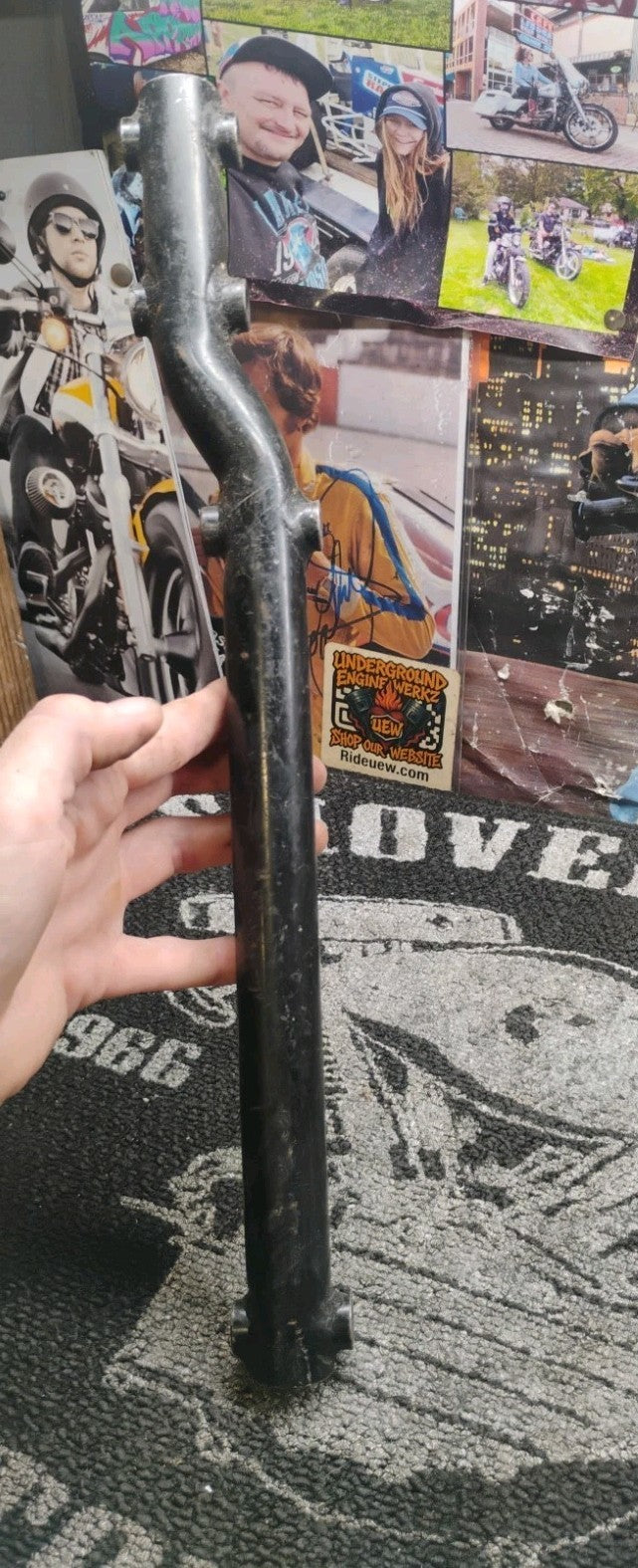 Sportster Exhaust Support Bracket Right Side in Black Painted  Finish For...