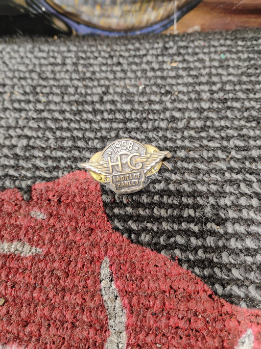 1998 Ladies Of Harley Davidson Owners Group Hog Pin For Jacket Or Vest