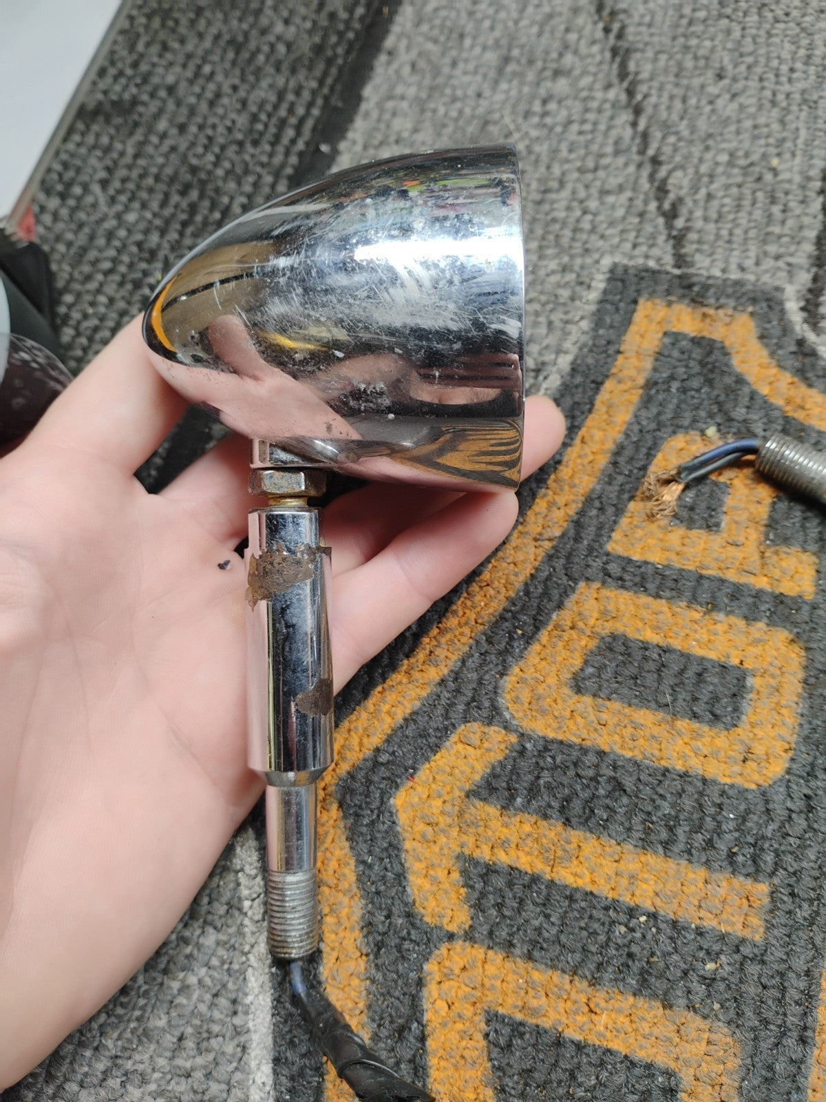 Pair Harley Davidson Bullet Turn Signals Housing and Stalks brackets