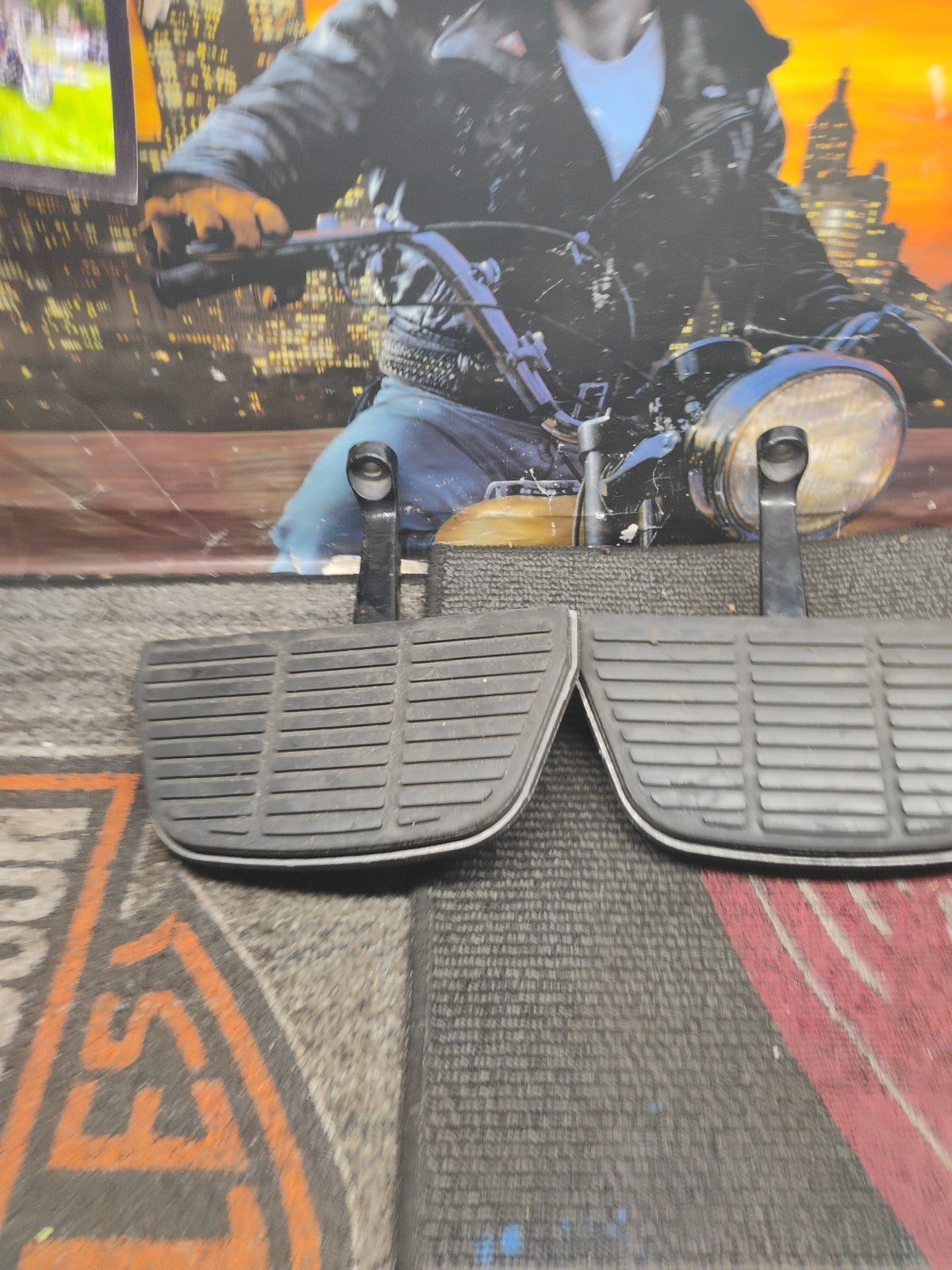 Harley Davidson Road King Electra Glide Left Right Passenger Footrest Footboards