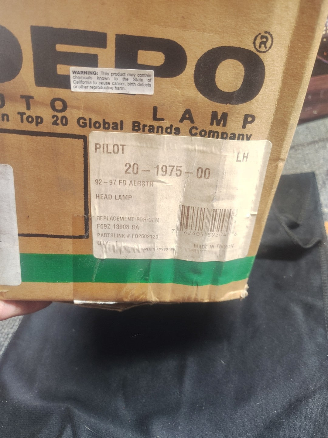 1992-1997 ford aerostar right passenger halogen headlamp headlight OEM