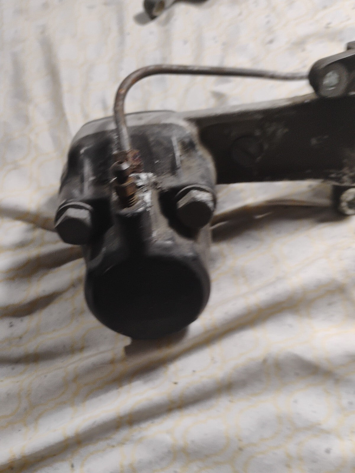 1973 HONDA CB500K2 CB500 (#440) FRONT BRAKE CALIPER 