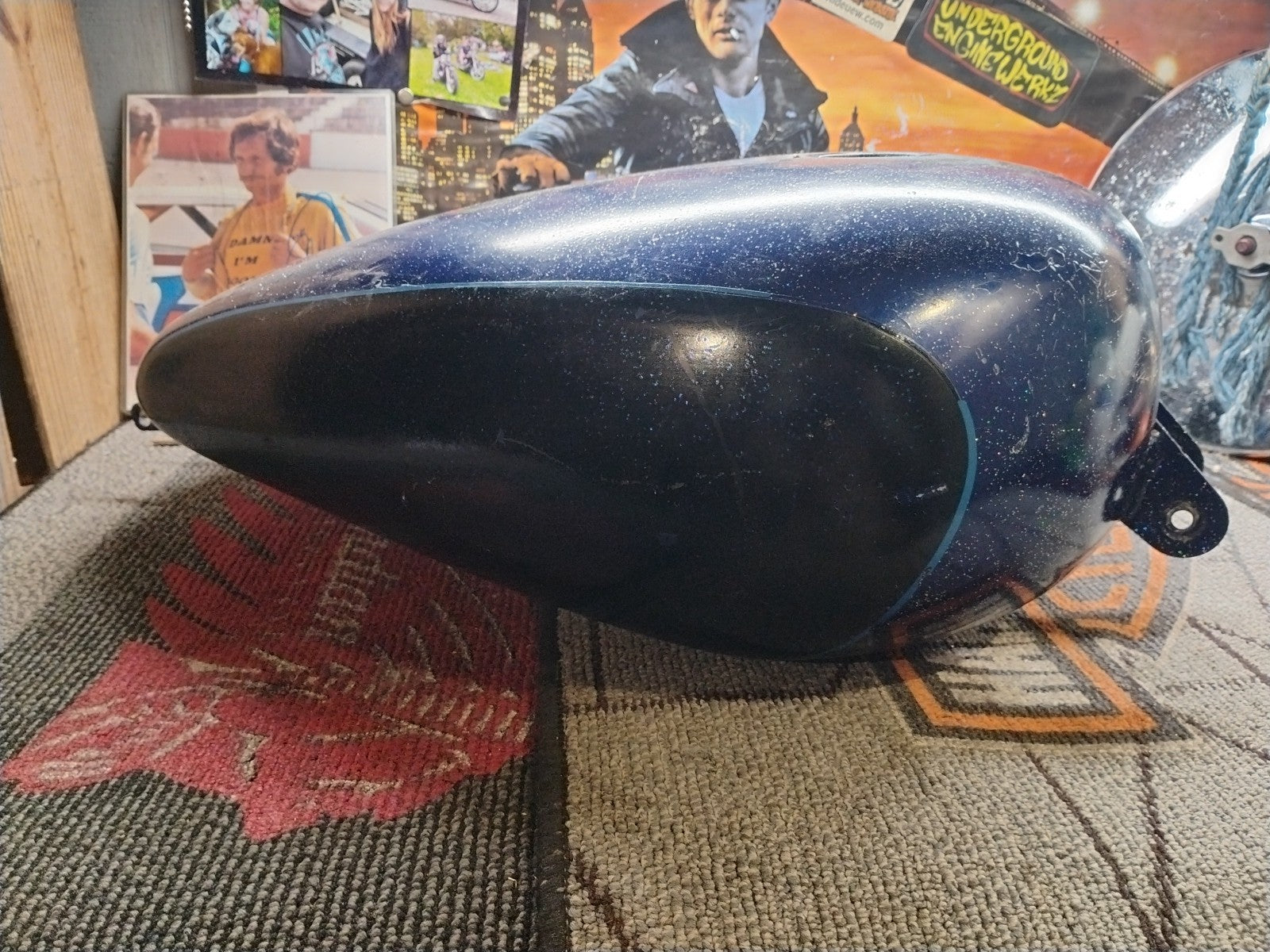 04-06 Harley XL1200 Custom Sportster OEM Gas Fuel Tank XL883 XL 1200 4.5 