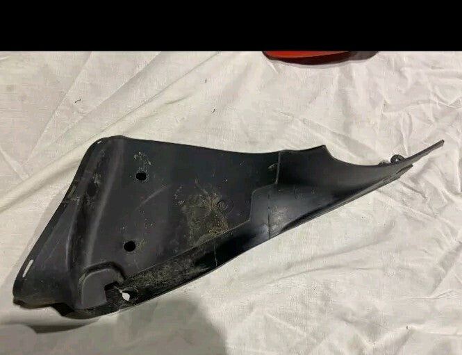 224 G BUELL ULYSSES XB12 2006  OEM  RAM AIR INTAKE TUBE DUCT (A)