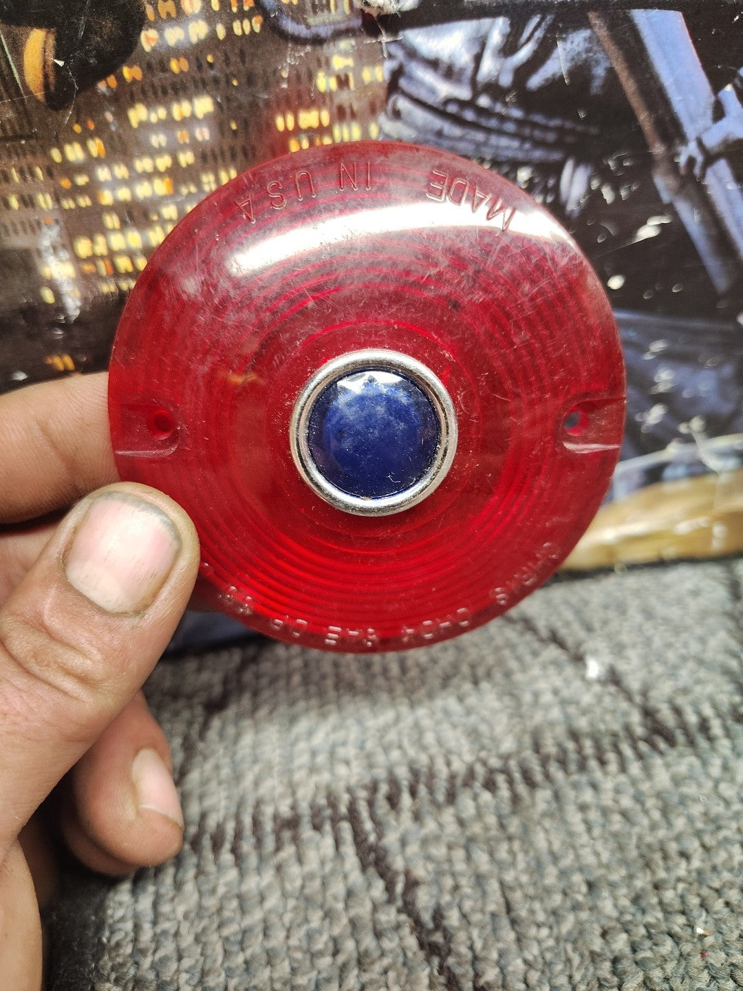 CHRIS PRODUCTS Turn Signal Lens - '63-'85 FL - Red with Blue Dot DHD3RB
